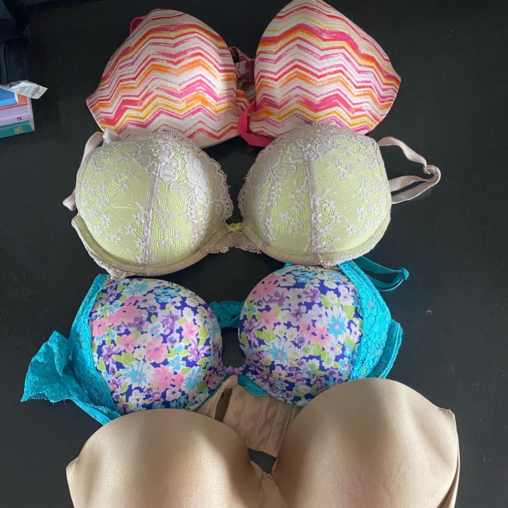 Lot of Victoria Secret Bras